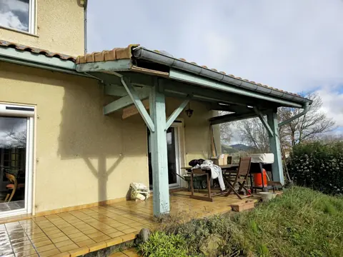 Auvent de terrasse avant travaux